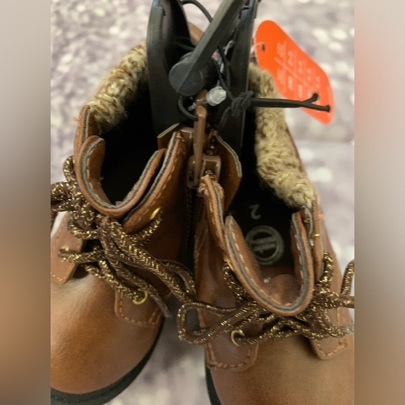 Wonder Nation Girl’s Boots - Picture 7 of 8